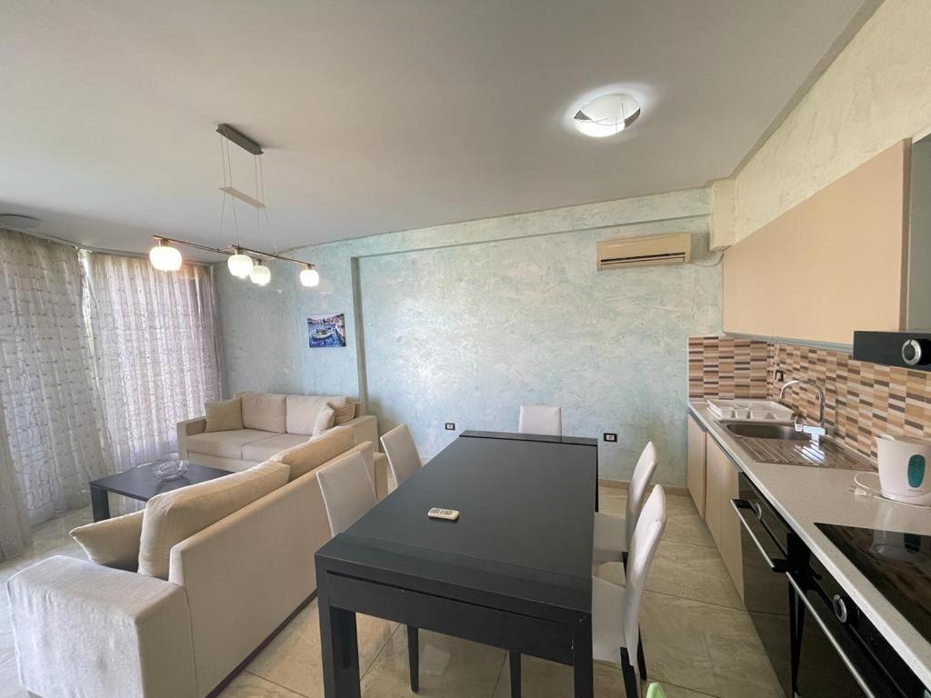 1-Stunning Sea View Apartments! Sarande Exterior photo